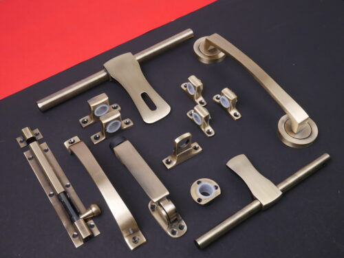 Mobilio Brass Doorkit